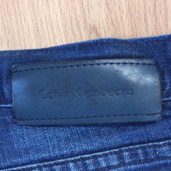 Calvin Klein High Waist Mid-Thigh Shorts - Picture 7 of 7